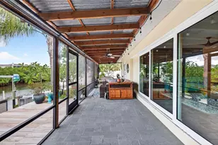 4624 Bay Crest Dr, Tampa, FL 33615 - Photo 36