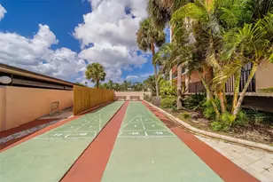 51 Island Way, Clearwater Beach, FL 33767 - Photo 78