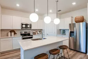 9441 Daylight Dr, Parrish, FL 34219 - Photo 2