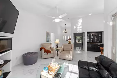 767 Caya Costa Court NE, Saint Petersburg, FL 33702 - Photo 6