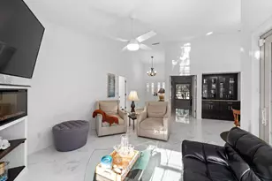 767 Caya Costa Ct NE, Saint Petersburg, FL 33702 - Photo 6