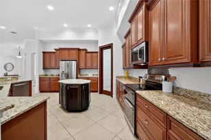 4411 Culbreath Rd, Valrico, FL 33596 - Photo 4