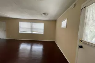 901 Woodlawn St, Clearwater, FL 33756 - Photo 10