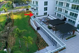 1020 Sunset Point Rd, Clearwater, FL 33755 - Photo 4