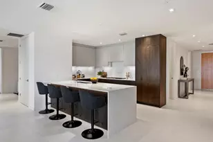 1020 Sunset Point Rd, Clearwater, FL 33755 - Photo 8