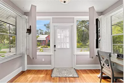 1006 11th Avenue W, Bradenton, FL 34205 - Photo 2