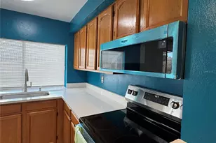 3447 Columbus Dr, Holiday, FL 34691 - Photo 20