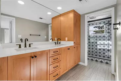 216 S Shore Crest Drive, Tampa, FL 33609 - Photo 12