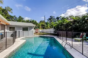 227 Palm Ln N, Saint Petersburg, FL 33710 - Photo 56