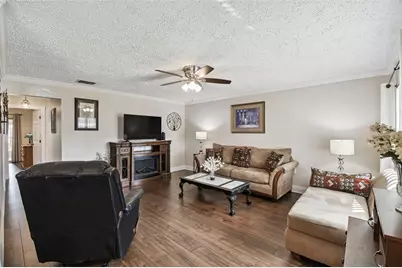 11902 Boynton Lane, New Port Richey, FL 34654 - Photo 10