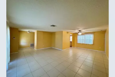 1330 Sunset Court, Tarpon Springs, FL 34689 - Photo 4