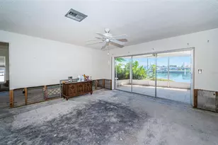 755 Capri Blvd, Treasure Island, FL 33706 - Photo 16