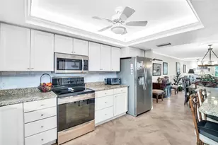 504 S Florida Ave, Tarpon Springs, FL 34689 - Photo 2