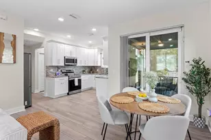 657 26th Ave S, Saint Petersburg, FL 33705 - Photo 8