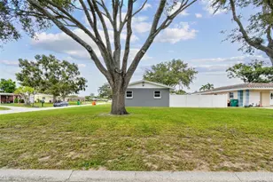 6835 114th St, Seminole, FL 33772 - Photo 4