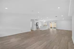 1140 La Salle St, Clearwater, FL 33755 - Photo 2