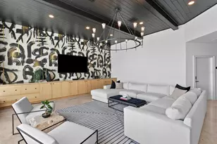 1936 Carolina Ave NE, Saint Petersburg, FL 33703 - Photo 8