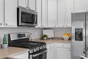 1427 Harbour Walk Rd, Tampa, FL 33602 - Photo 24