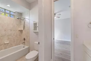 7900 Umbrella Pine Way, Sarasota, FL 34241 - Photo 38