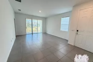 2373 Bending Bonsai Dr, Wesley Chapel, FL 33543 - Photo 8