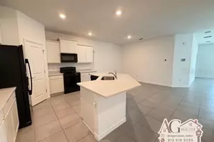 2373 Bending Bonsai Dr, Wesley Chapel, FL 33543 - Photo 10