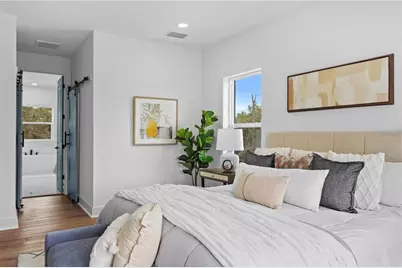 3317 W Napoleon Avenue, Tampa, FL 33611 - Photo 10