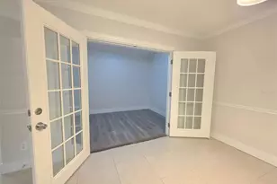 2253 Heron Cir, Clearwater, FL 33762 - Photo 8