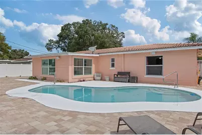 2424 61st Lane N, Saint Petersburg, FL 33710 - Photo 20