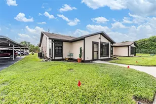 37730 Alissa Dr, Zephyrhills, FL 33542 - Photo 32