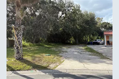 137th Avenue N, Largo, FL 33778 - Photo 1