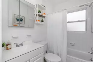 676 Orangewood Dr, Dunedin, FL 34698 - Photo 30