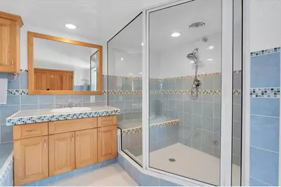 5900 Leeland Street S, Saint Petersburg, FL 33715 - Photo 22