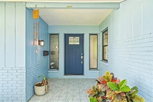 5601 Denver St NE, Saint Petersburg, FL 33703 - Photo 2