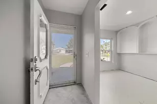 219 176th Ave E, Redington Shores, FL 33708 - Photo 34