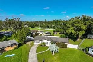 6106 Lawncrest Pl, Dover, FL 33527 - Photo 8