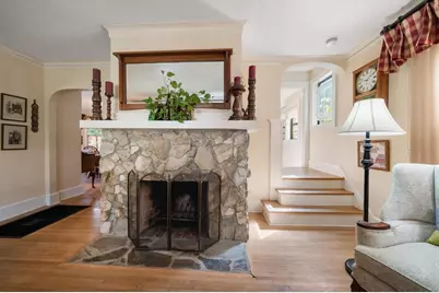 1925 8th Street N, Saint Petersburg, FL 33704 - Photo 8