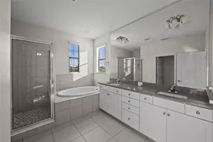 16526 Ballyshannon Dr, Tampa, FL 33624 - Photo 54