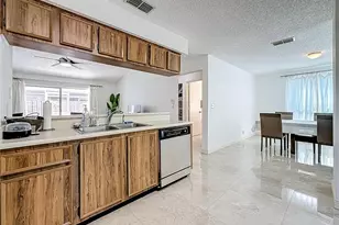1909 Castle Bay Ct, Oldsmar, FL 34677 - Photo 18