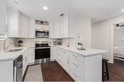 3704 Carroway Street, Tampa, FL 33619 - Photo 6