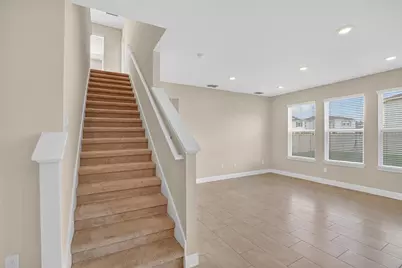 2546 Warren Acres Boulevard, Wesley Chapel, FL 33543 - Photo 32