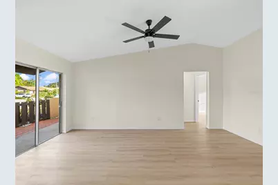 10005 88th Street, Seminole, FL 33777 - Photo 14