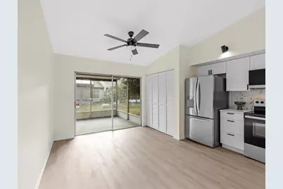 10005 88th Street, Seminole, FL 33777 - Photo 8