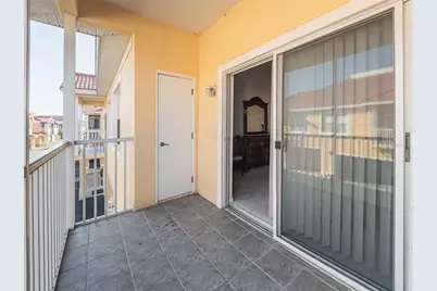 21008 Sunpoint Way #203, Lutz, FL 33558 - Photo 32