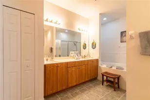 21008 Sunpoint Way, Lutz, FL 33558 - Photo 28