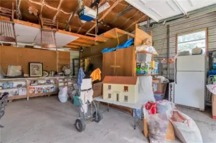 128 N Montclair Ave, Brandon, FL 33510 - Photo 40
