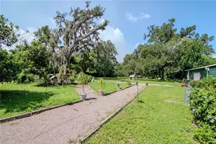 128 N Montclair Ave, Brandon, FL 33510 - Photo 50