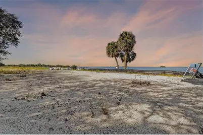 508 Driftwood Circle, Palm Harbor, FL 34683 - Photo 10