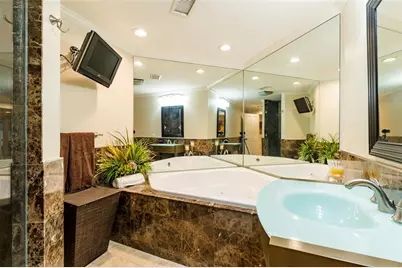 2268 Kings Point Drive, Largo, FL 33774 - Photo 58