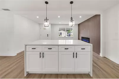 5805 Hammon Drive, Tampa, FL 33619 - Photo 4