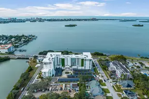 1020 Sunset Point Rd, Clearwater, FL 33755 - Photo 22